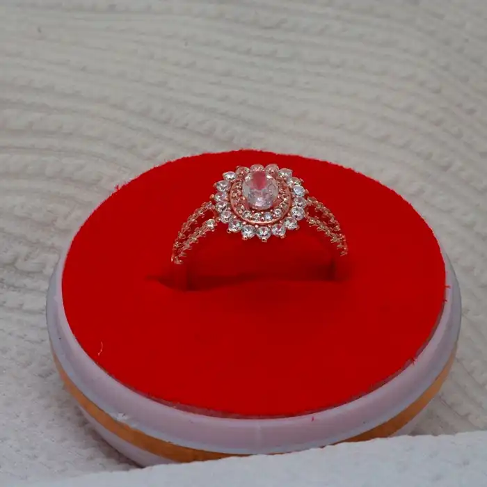Gyary Celeste Halo Ring