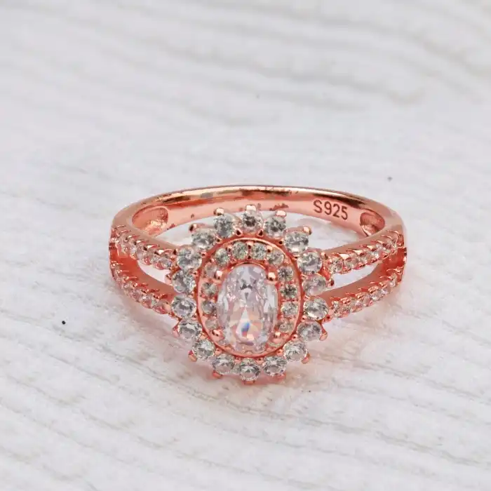 Gyary Celeste Halo Ring