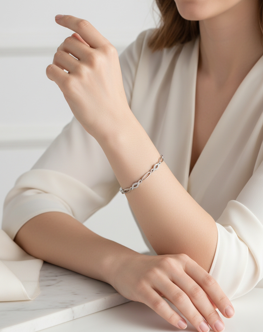 Gyary Infinity Link Bracelet