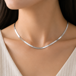 Gyary Silver Silk Chain Necklace