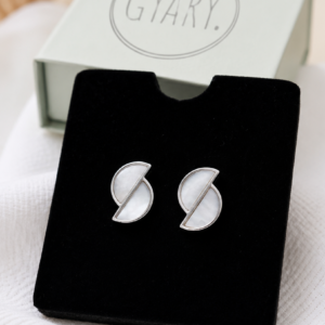 Gyary Luna Pearl Geometry Stud Earrings