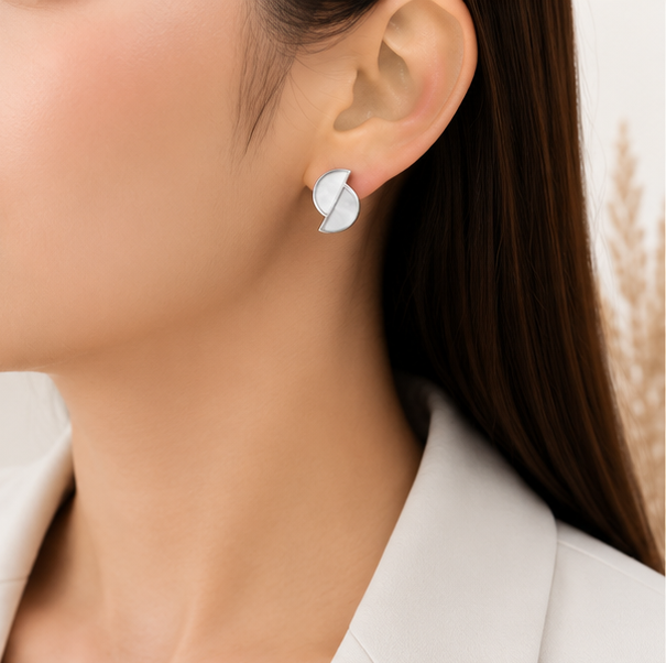 Gyary Luna Pearl Geometry Stud Earrings