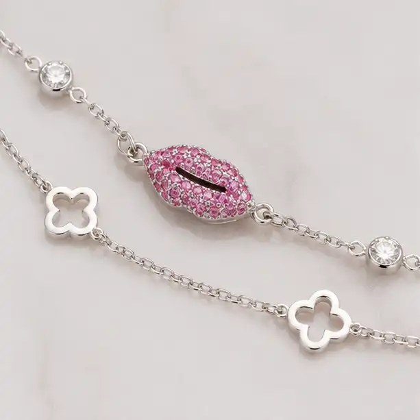 Gyary Rosé Kiss Bracelet