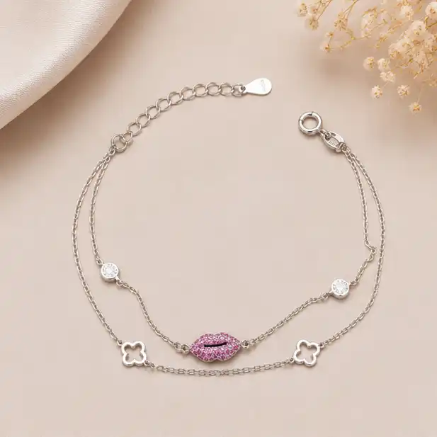 Gyary Rosé Kiss Bracelet