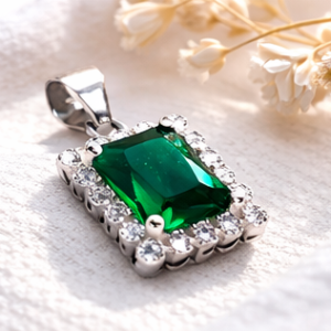 Gyary Sterling Silver Emerald-Cut Green Pendant