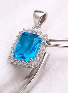 Gyary Sterling Silver Blue Emerald-Cut Pendant