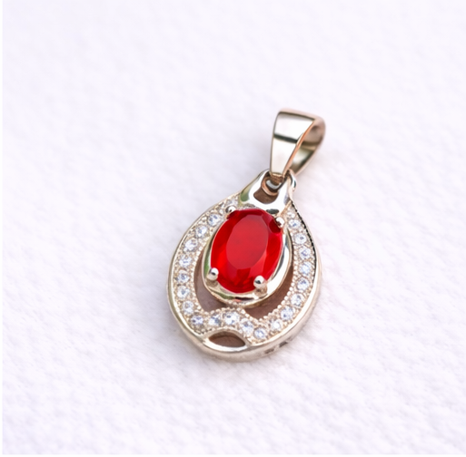 Gyary Red Oval Teardrop Pendant