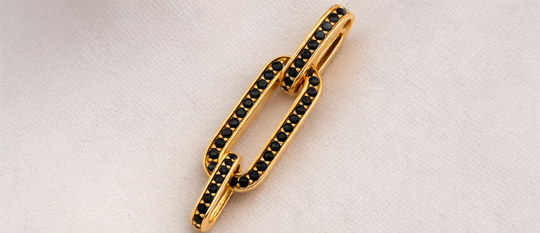Gyary Gold Link Pendant – Black Crystal Paperclip Charm with Pavé Stones