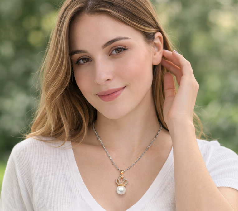 Gyary Gold Crown Pearl Pendant Necklace – Crystal Crown Charm with White Pearl Drop