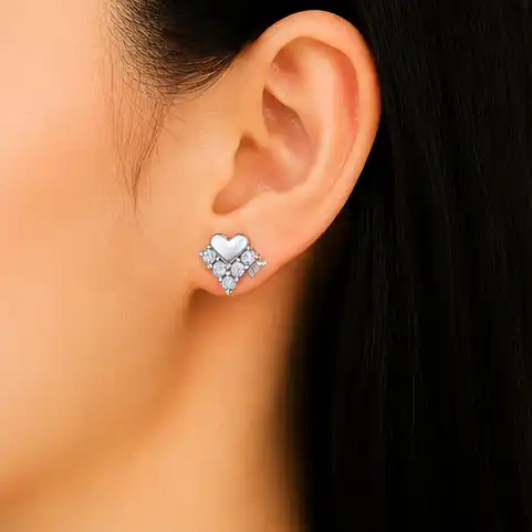 Gyary Sweetheart Sparkle Stud Earrings