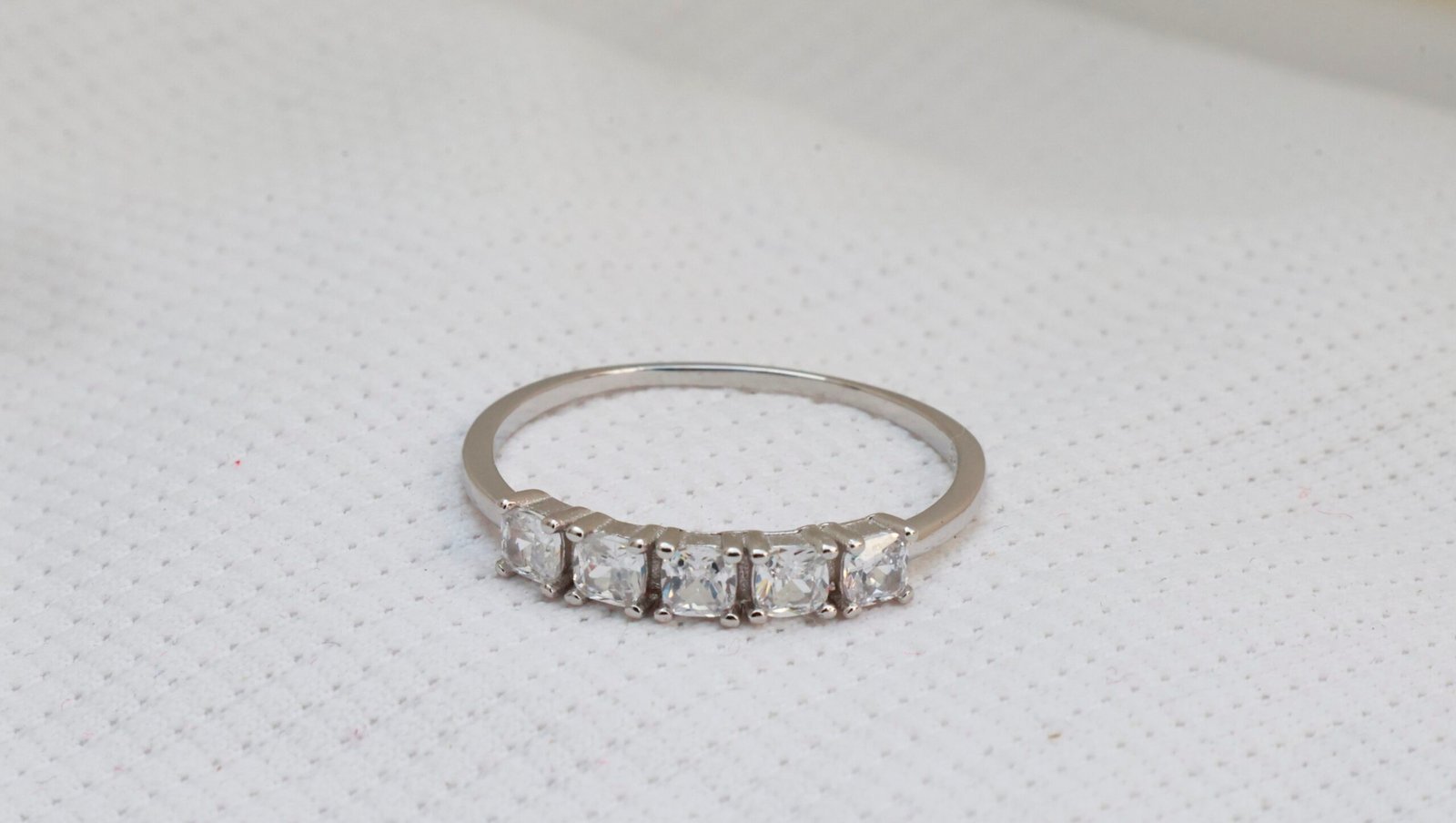 Gyary Classic Radiance Band