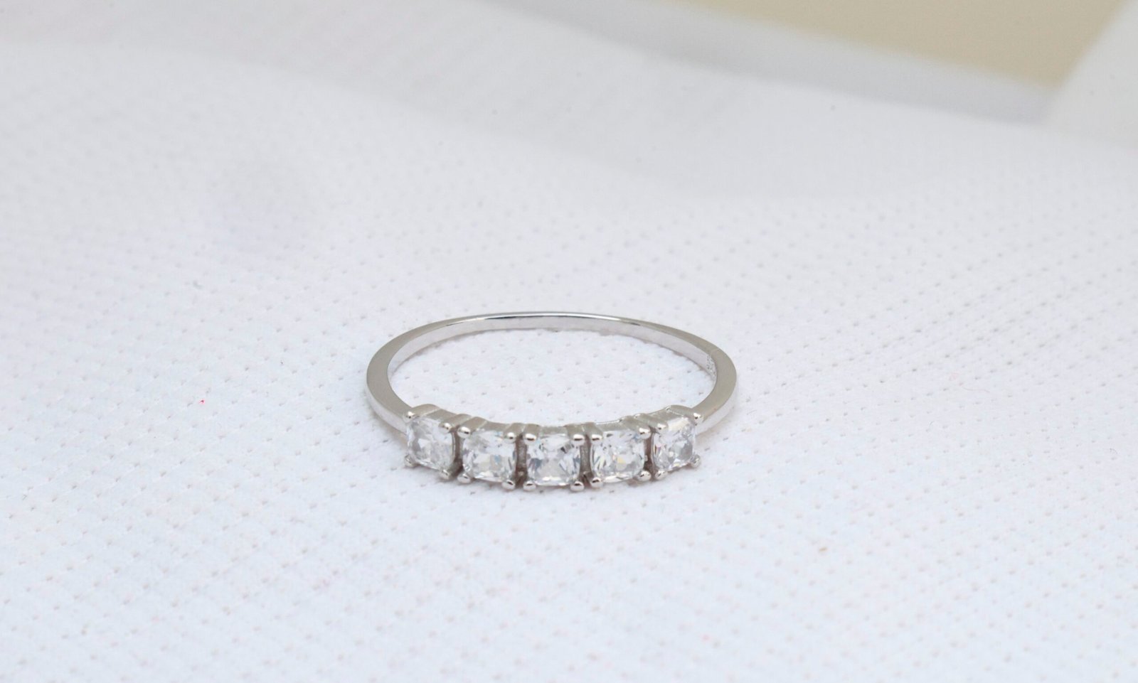 Gyary Classic Radiance Band