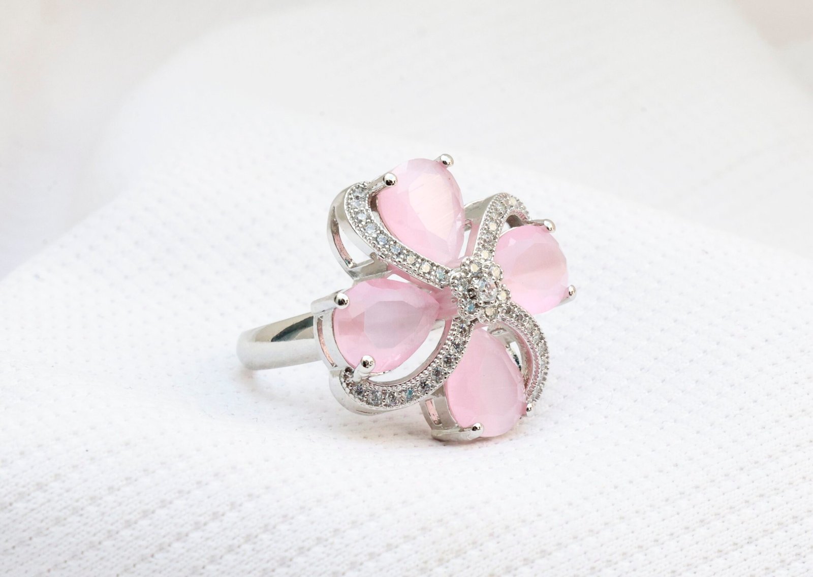 Gyary Blush Bloom Ring