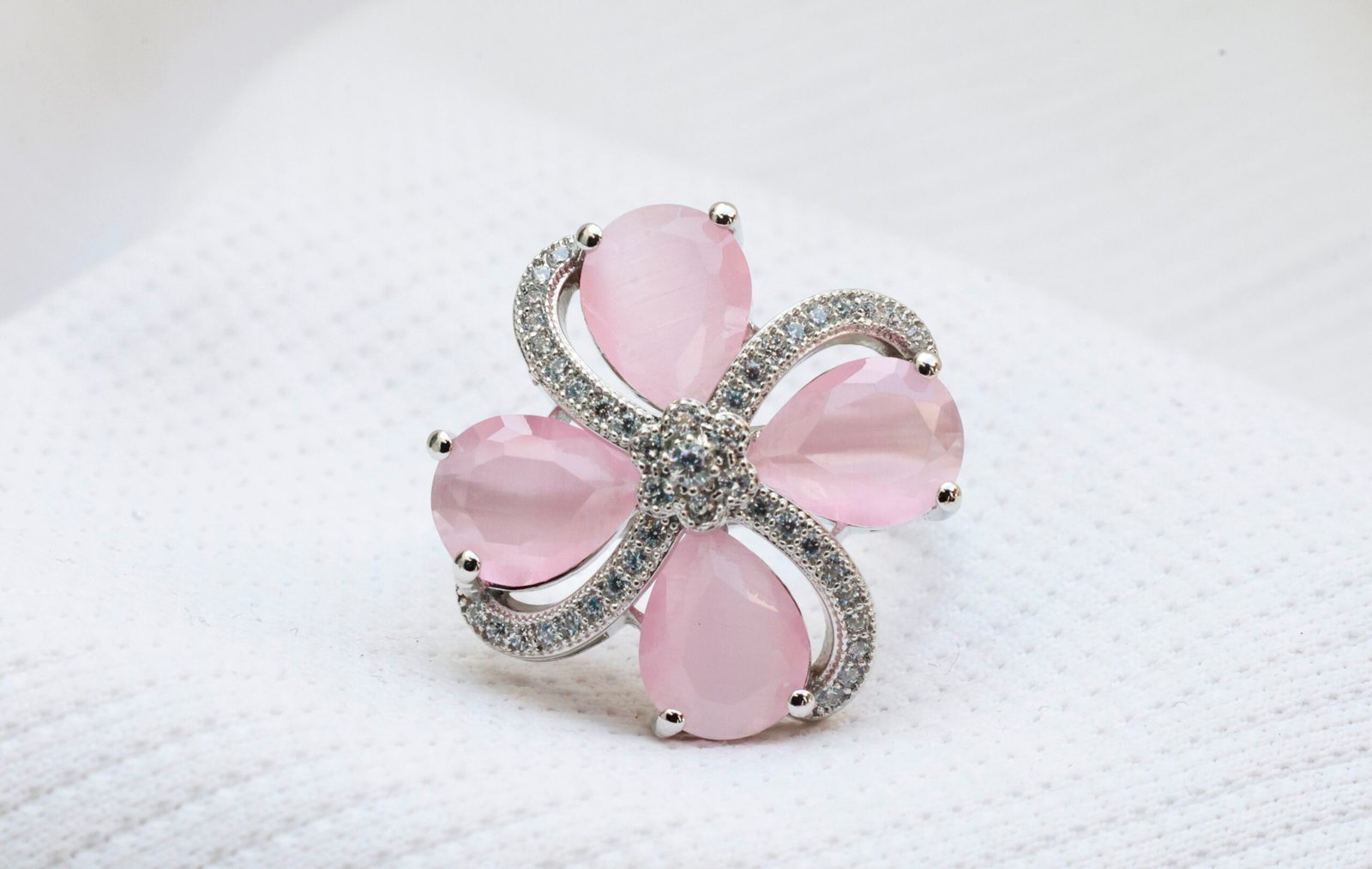 Gyary Blush Bloom Ring