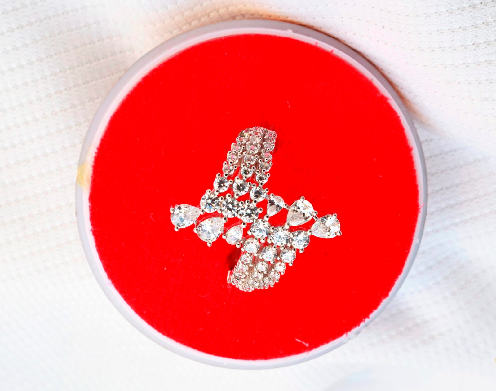 Gyary Celeste Crown Ring