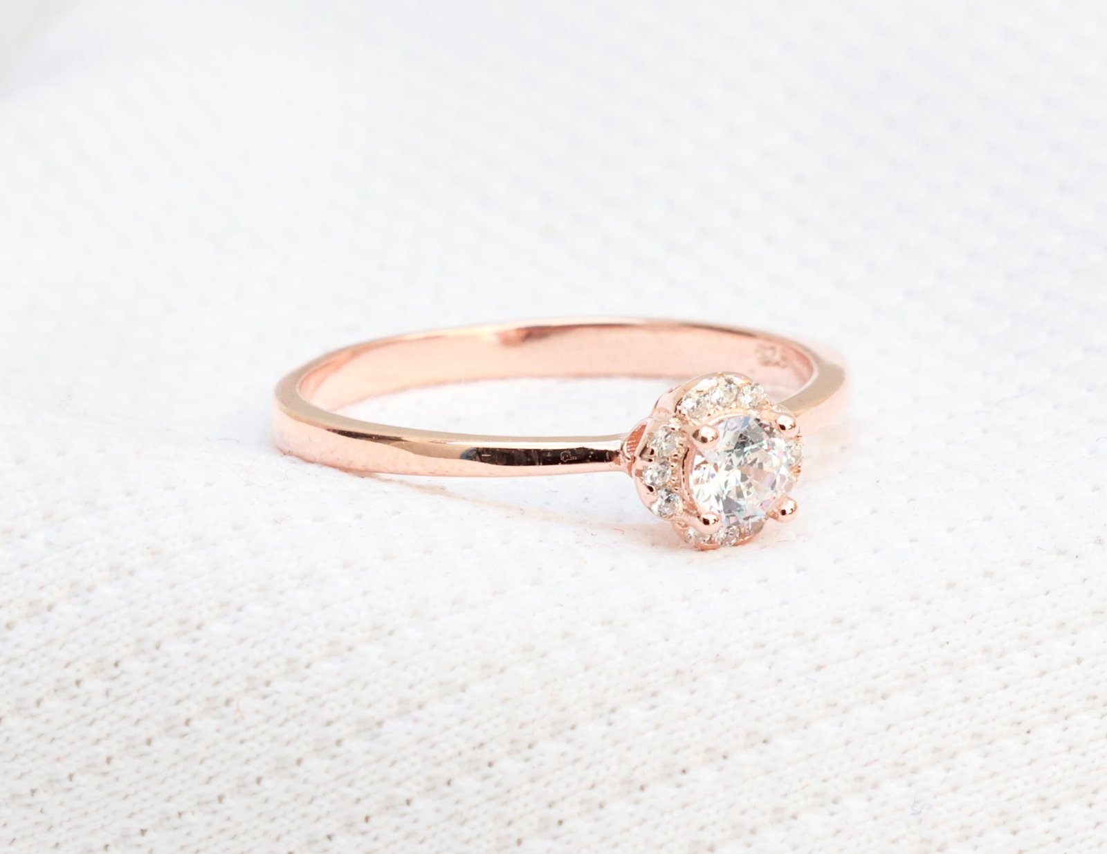 Gyary Rose Halo Solitaire Ring