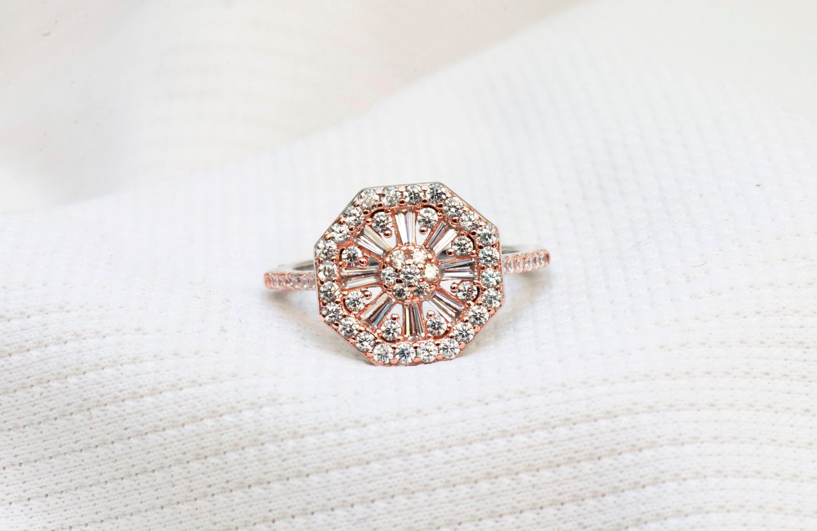 Gyary Rose Gold Octagon Halo Ring