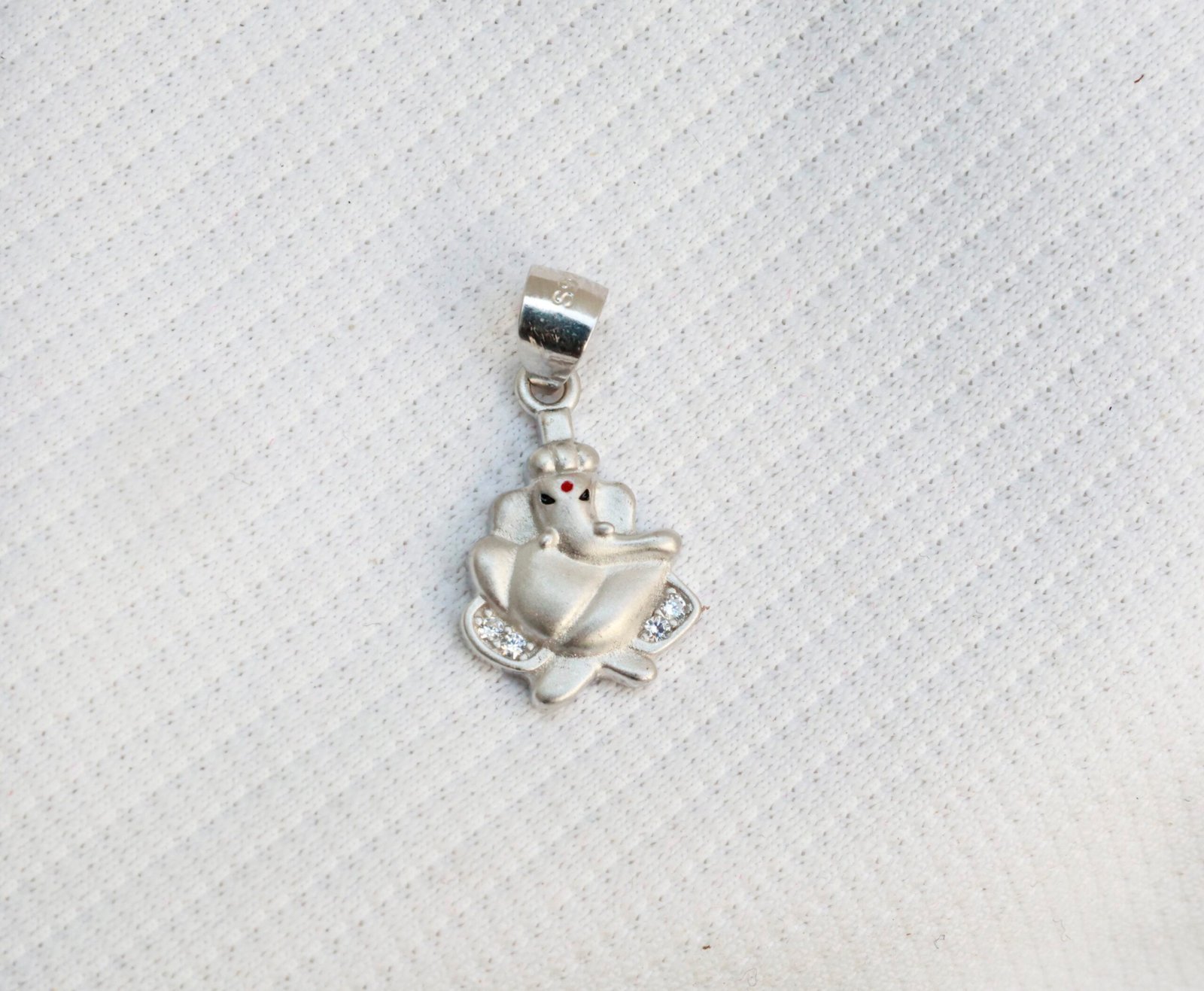 Gyary Sterling Silver Lord Ganesha Pendant