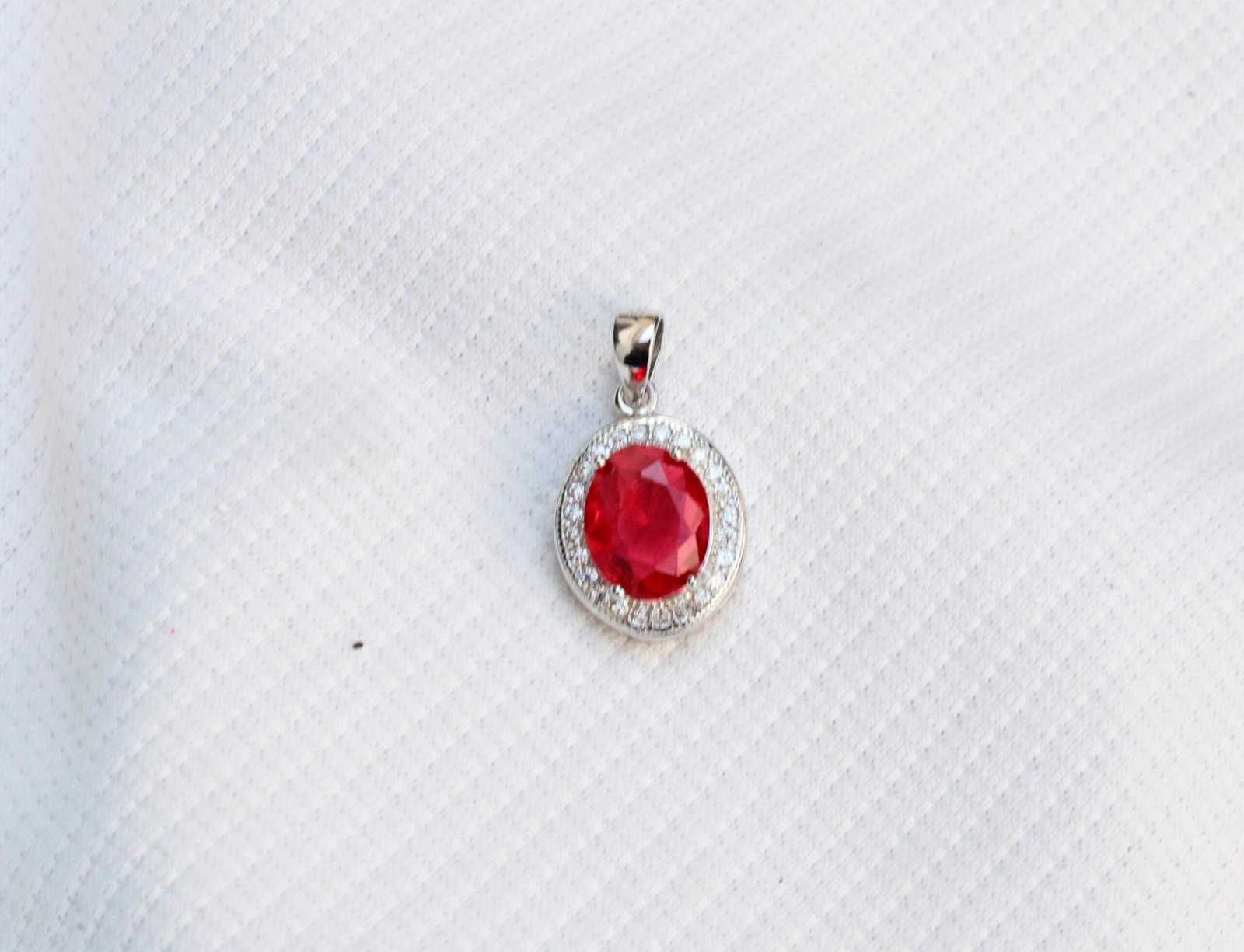 Gyary Oval Red Stone Pendant