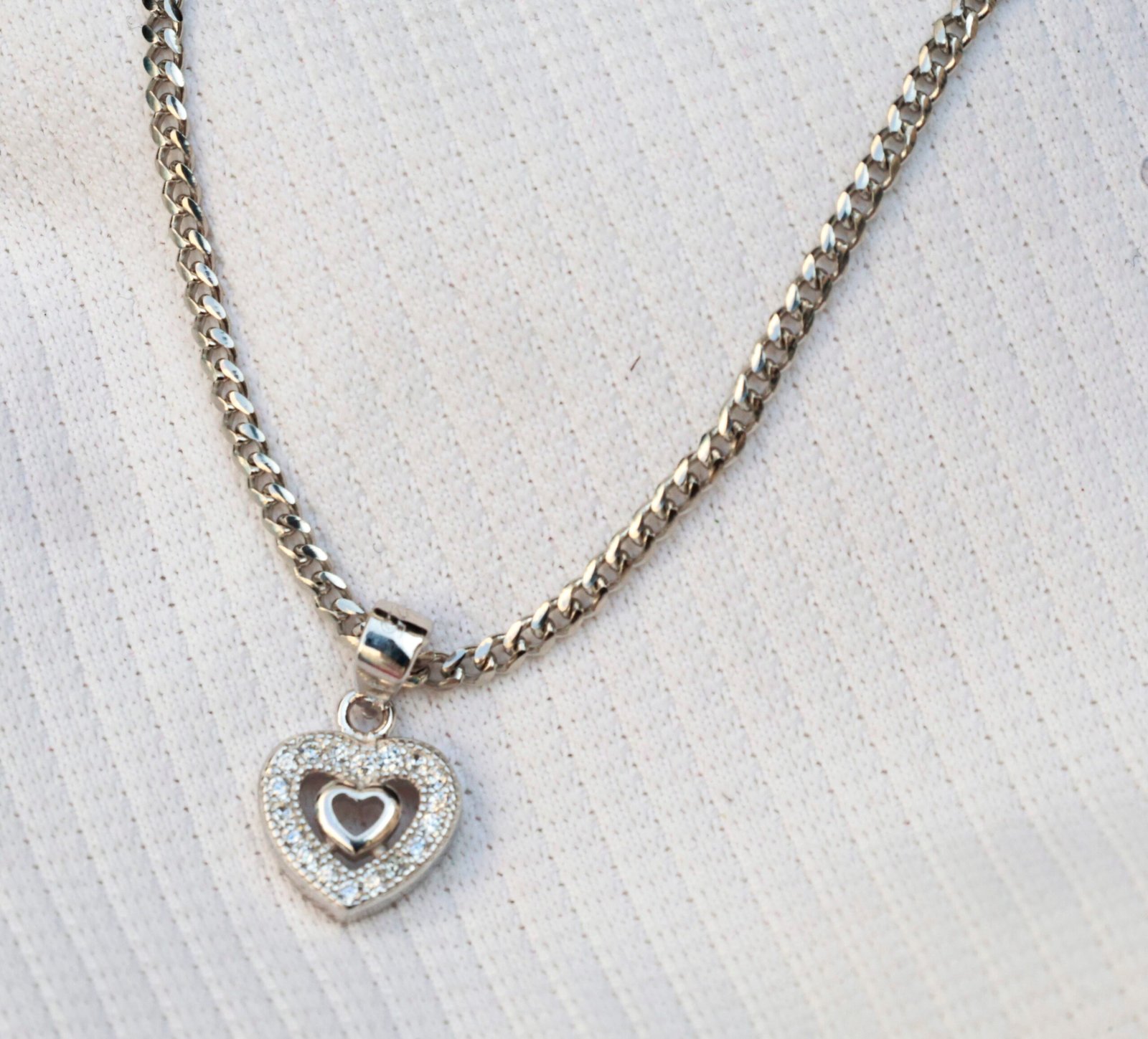 Gyary Triple Heart Pendant
