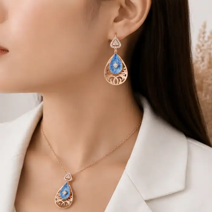 Gyary Royal Azure Necklace Set