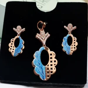 Gyary Azure Feather Necklace Set