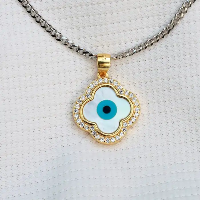 Gyary Gold Clover Evil Eye Pendant
