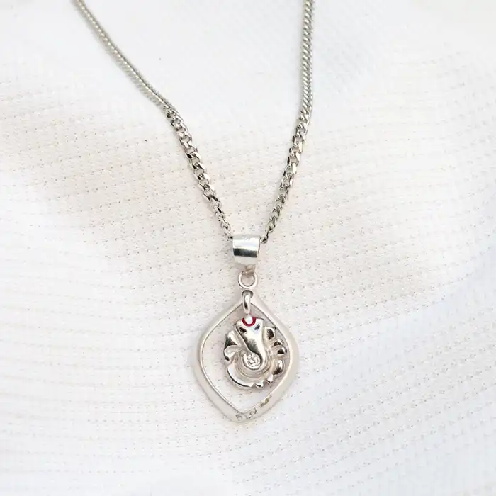 Gyary Sterling Silver Lord Ganesha Pendant