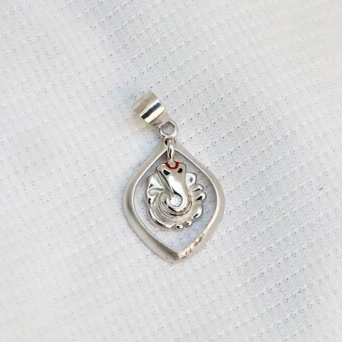 Gyary Sterling Silver Lord Ganesha Pendant