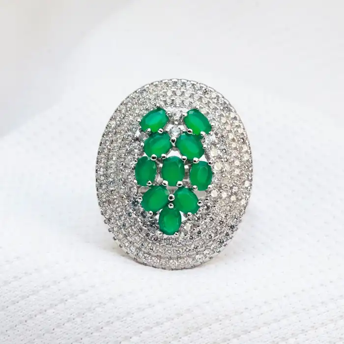 Gyary Emerald Majesty Ring