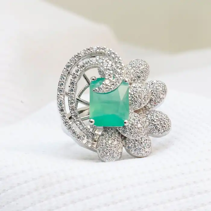 Gyary Verde Royale Ring