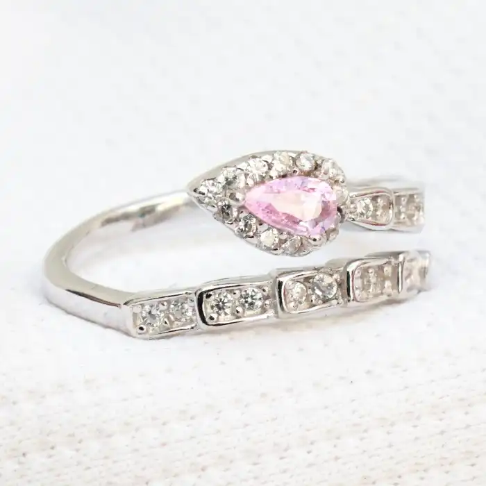 Gyary Blush Halo Wrap Ring