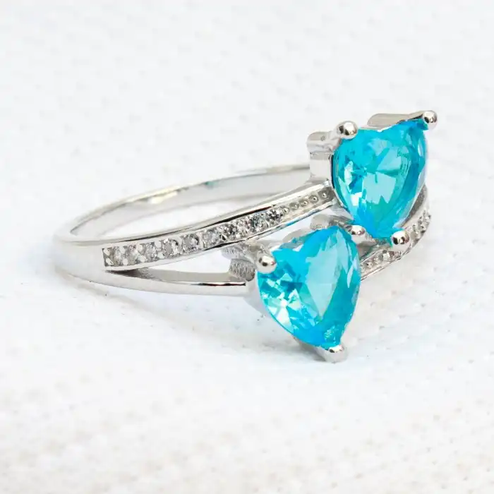 Gyary Twin Heart Spark Ring