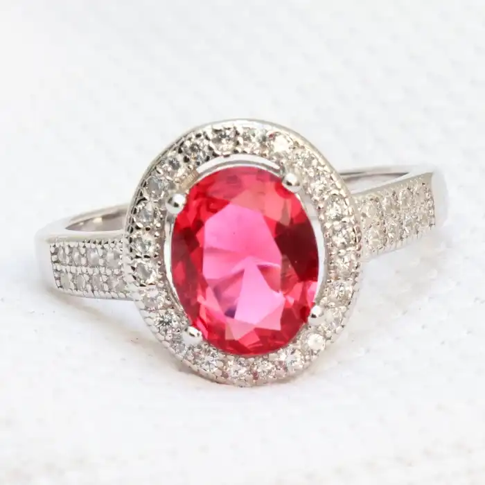 Gyary Ruby Red Oval Halo Ring
