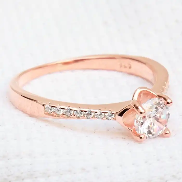 Gyary Rose Gold Solitaire Ring