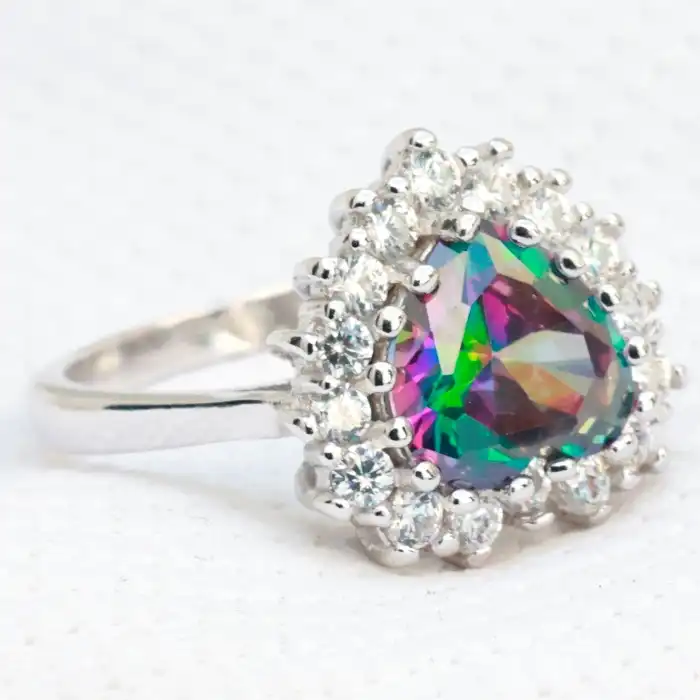 Gyary Mystic Prism Heart Ring