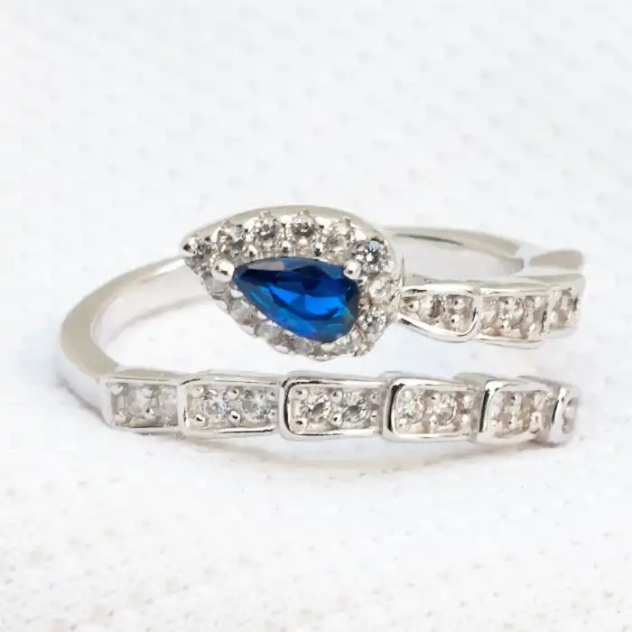 Gyary Sapphire Wrap Halo Ring
