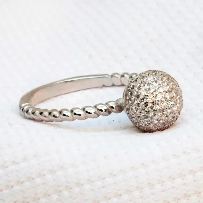 Gyary Celestial Spark Dome Ring