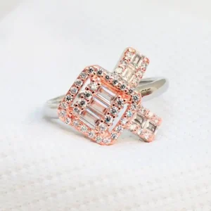 Gyary Rose Radiance Square Halo Ring