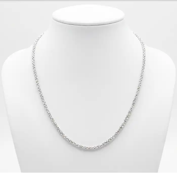 Gyary Radiance Silver Sparkle Chain for Women