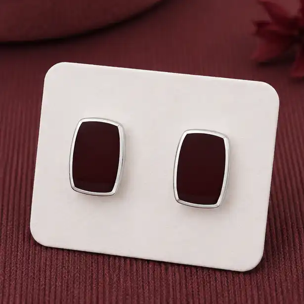 Gyary Crimson Elegance Stud Earrings