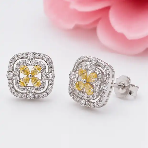 Gyary Golden Blossom Stud Earrings