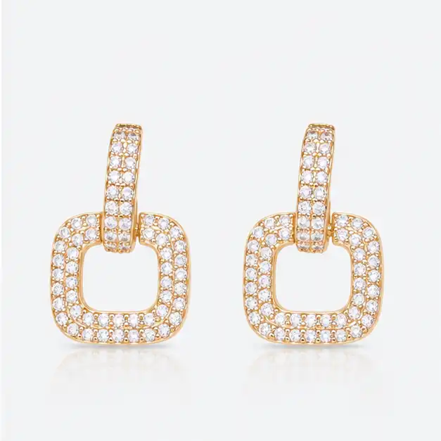 Gyary Luxe Link Stud Earrings