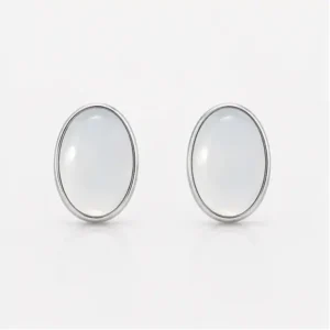 Gyary Pearl Mist Oval Stud Earrings