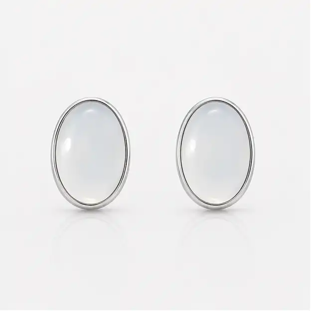 Gyary Pearl Mist Oval Stud Earrings