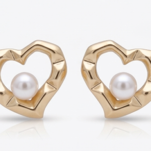 Gyary Pearl Heart Stud Earrings
