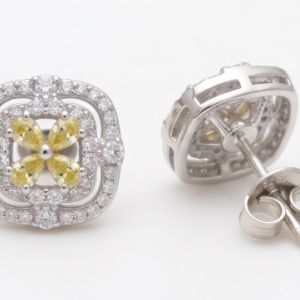 Gyary Golden Blossom Stud Earrings