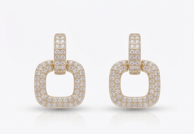 Gyary Luxe Link Stud Earrings