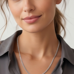 Gyary Classic Curb Silver Chain for Women