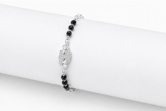 Gyary 925 Sterling Silver Black Beaded Leaf Bracelet